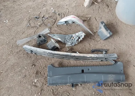 2015 Nissan Altima 3.5 S/3.5 Sl/3.5 Sv z USA, uszkodzony, nr VIN 1N4BL3AP1FC487770